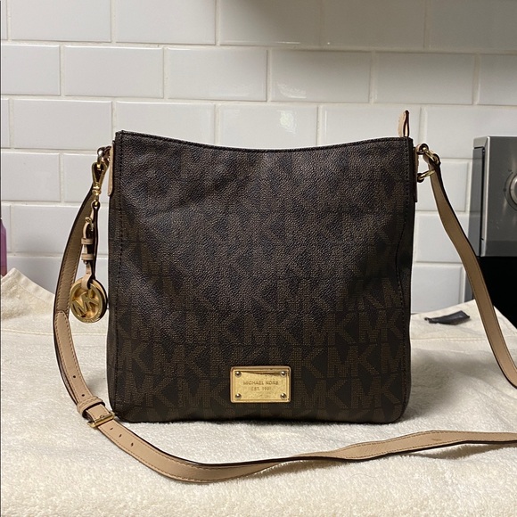 Michael Kors signature MK logo Crossbody bag - Picture 1 of 11